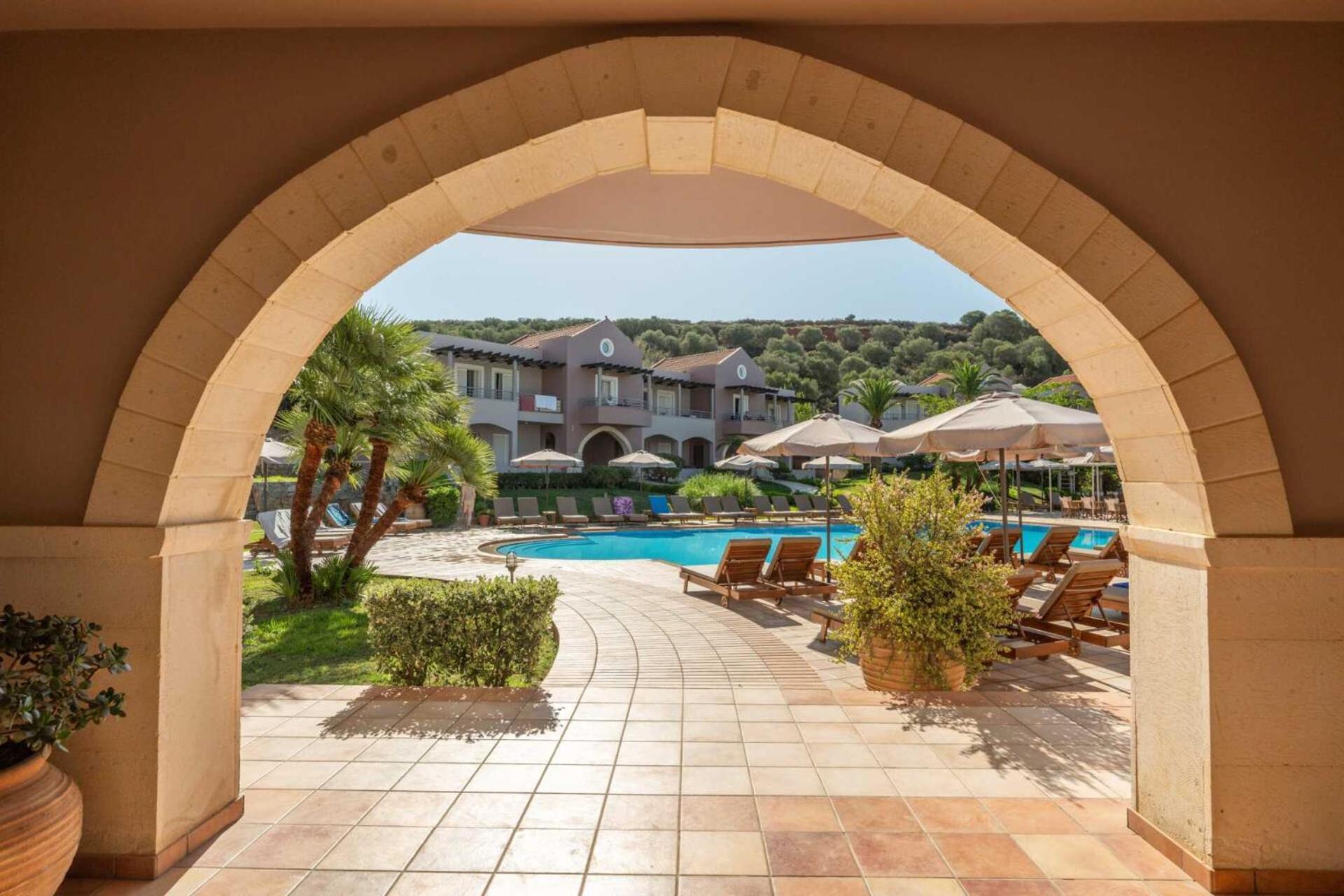 كاتو ذاراتسو Triton Apartments المظهر الخارجي الصورة